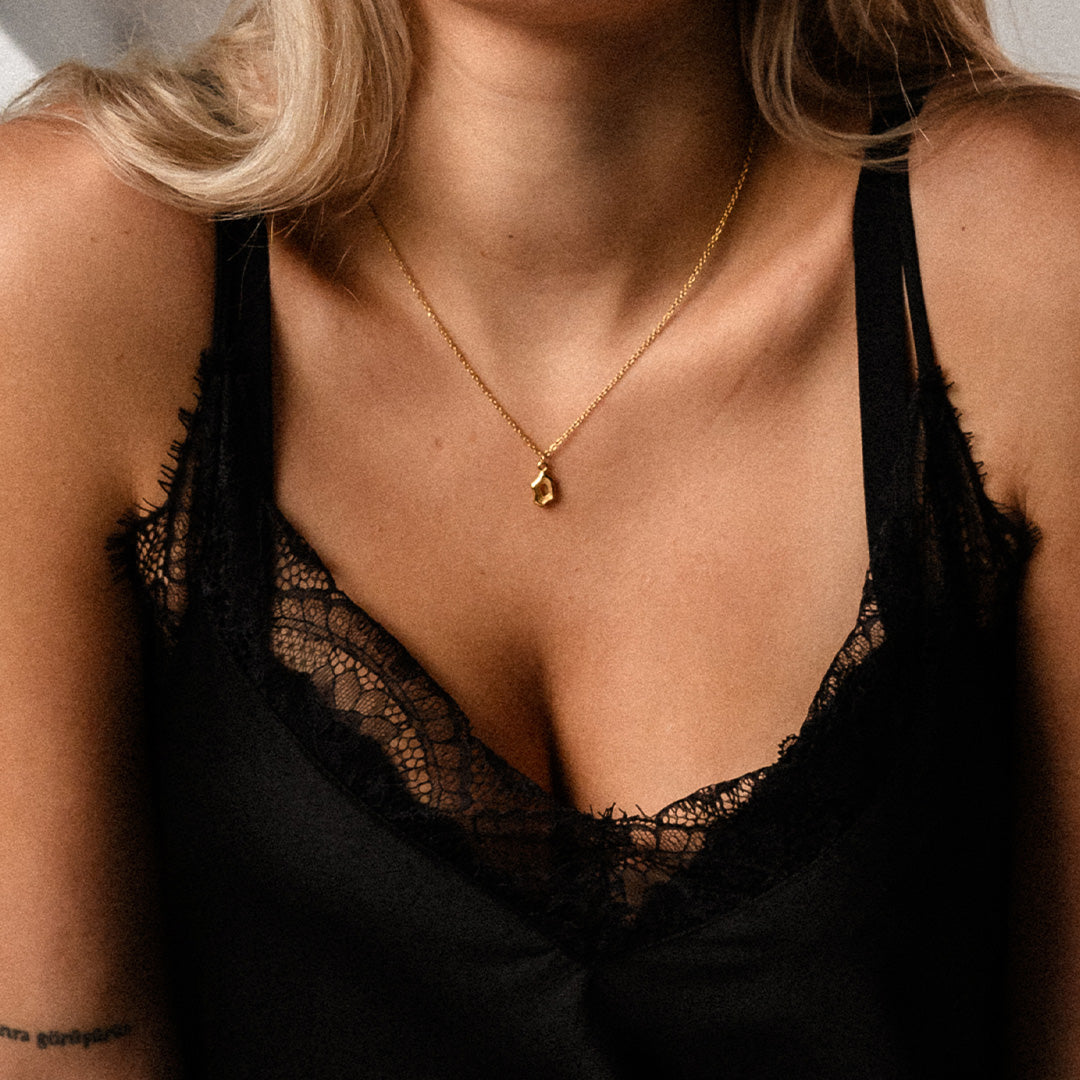 Lava Frame Halskæde 18K Guldbelagt