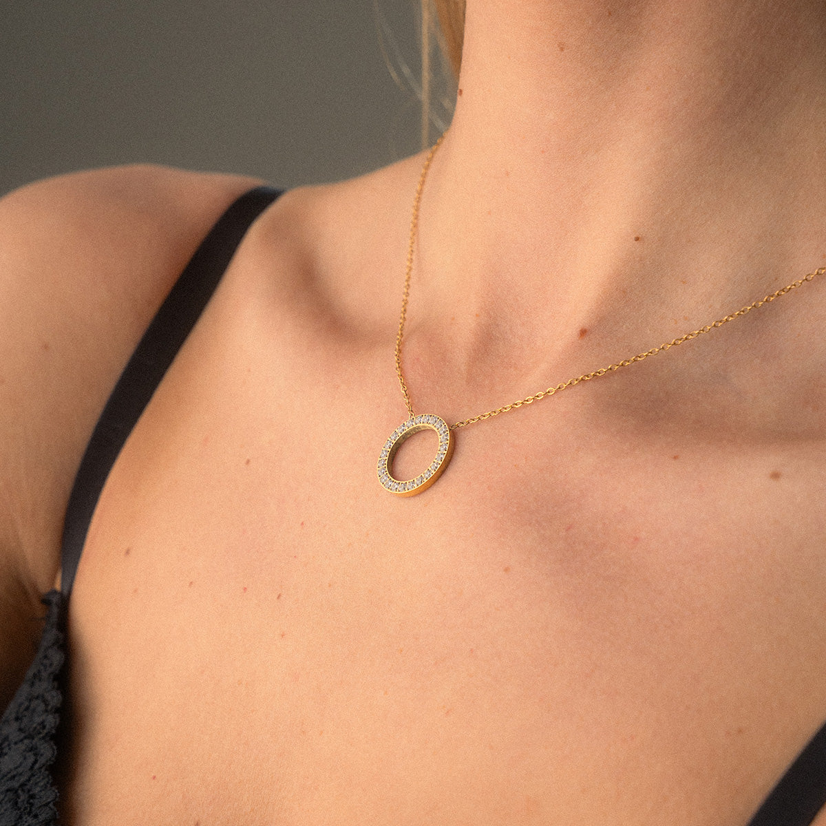 Circle Zirkon Halskæde 18K Guldbelagt 20mm