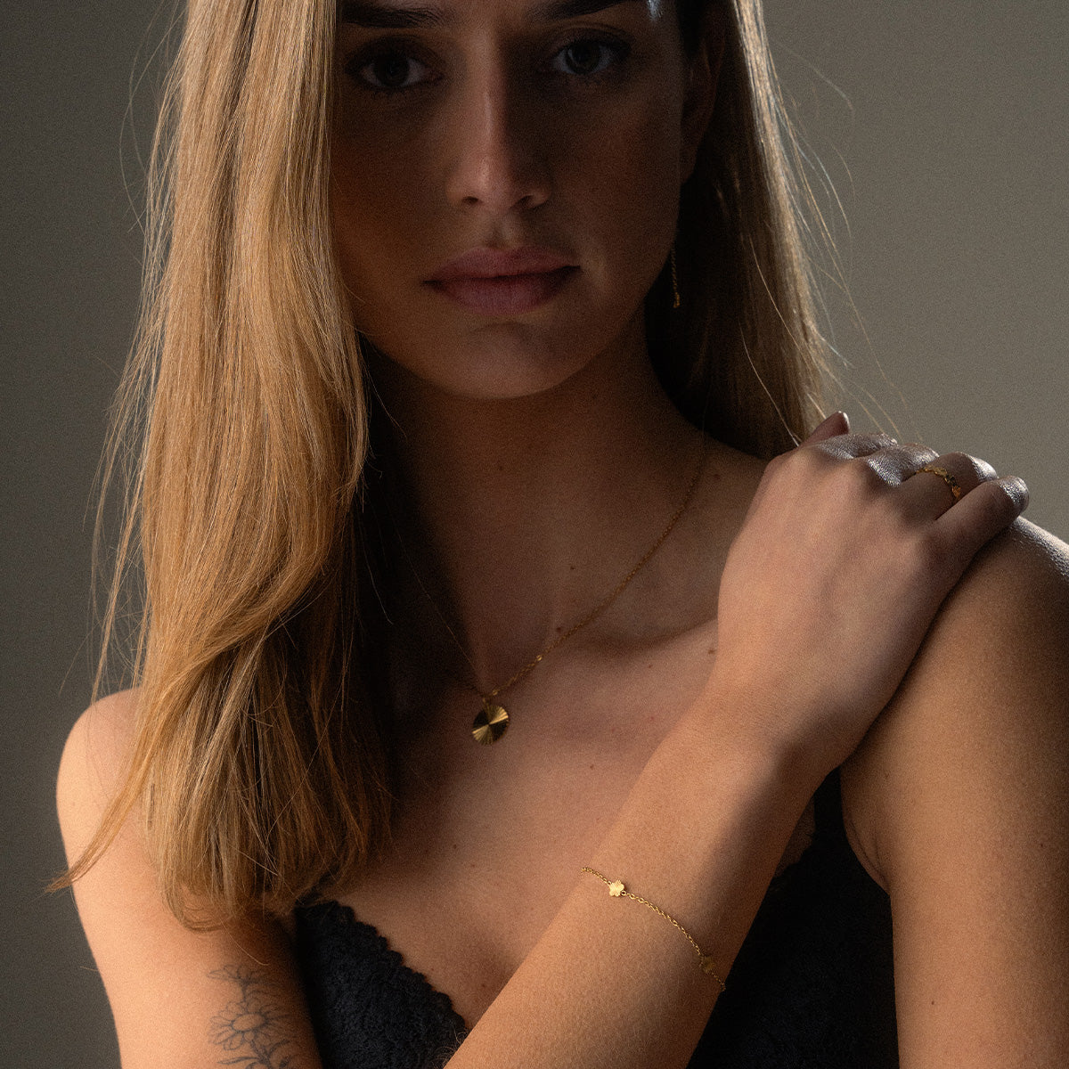 Scattered Flower Armbånd 18K Guldbelagt