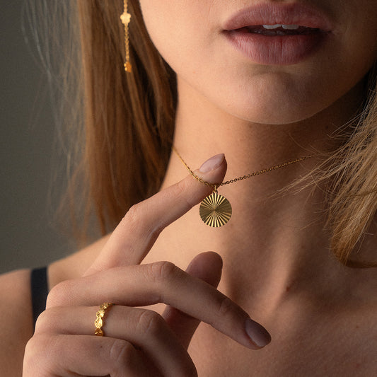 Sun Halskæde Rund 18K Guldbelagt