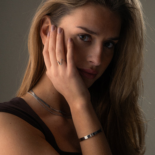 Basic Bangle Justerbar Sølvfarvet 6mm