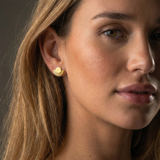 Sunset Eclipse Studs Øreringe 18K Guldbelagt
