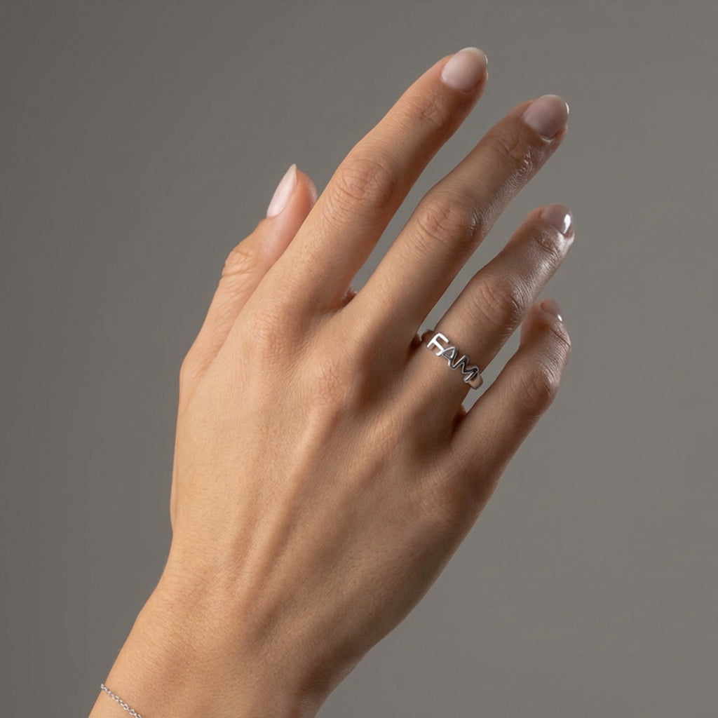 FAM Ring Sølvfarvet