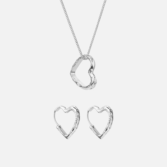 Lava Heart Halskæde + Lava Heart Hoops Øreringe Sølvfarvet