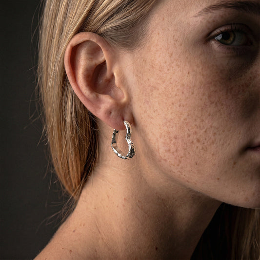 Lava Heart Hoops Øreringe Sølvfarvet