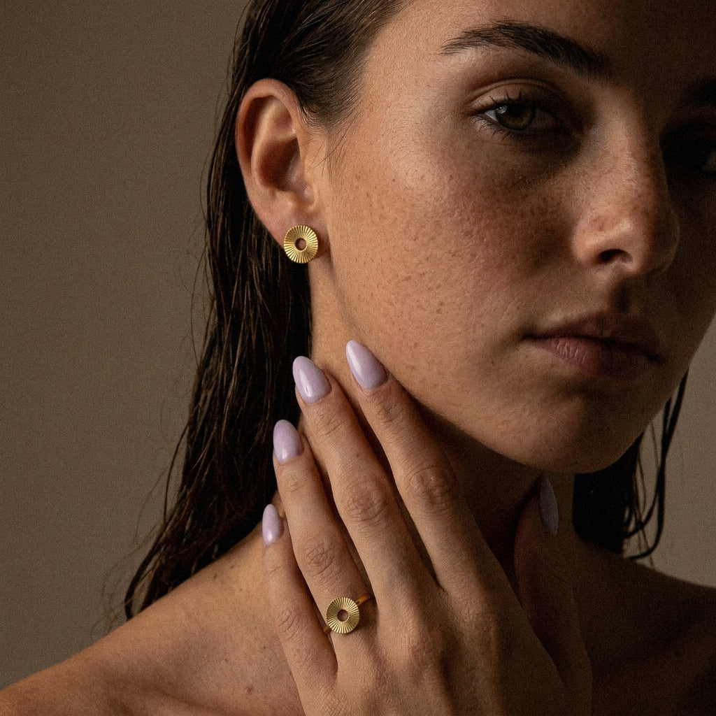 Sunset Circle Studs Øreringe 18K Guldbelagt