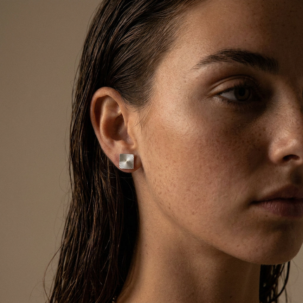 Sunset Square Studs Øreringe Sølvfarvet