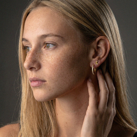 Sunset Moon Studs Øreringe 18K Guldbelagt
